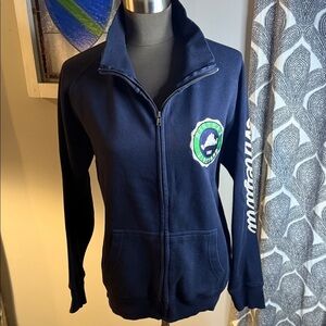 Martha’s Vineyard Embroidered Zip Up Mock Neck Sweatshirt SZ Medium